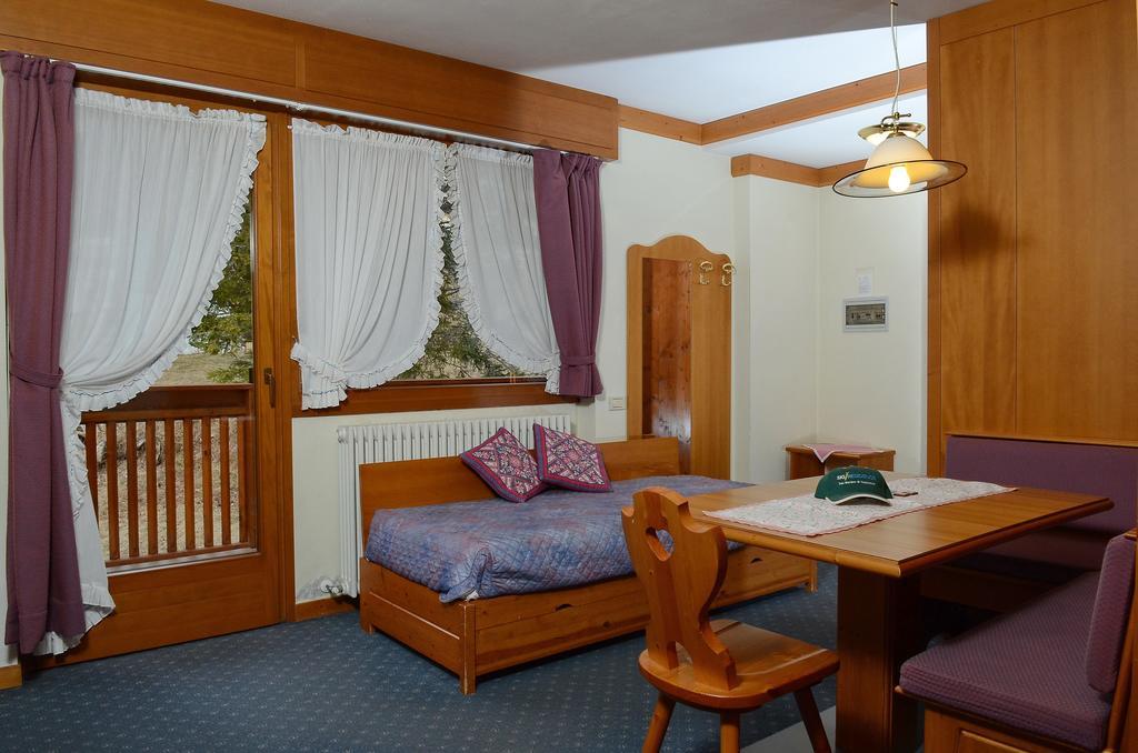 Ski Residence San Martino Di Castrozza Bilik gambar