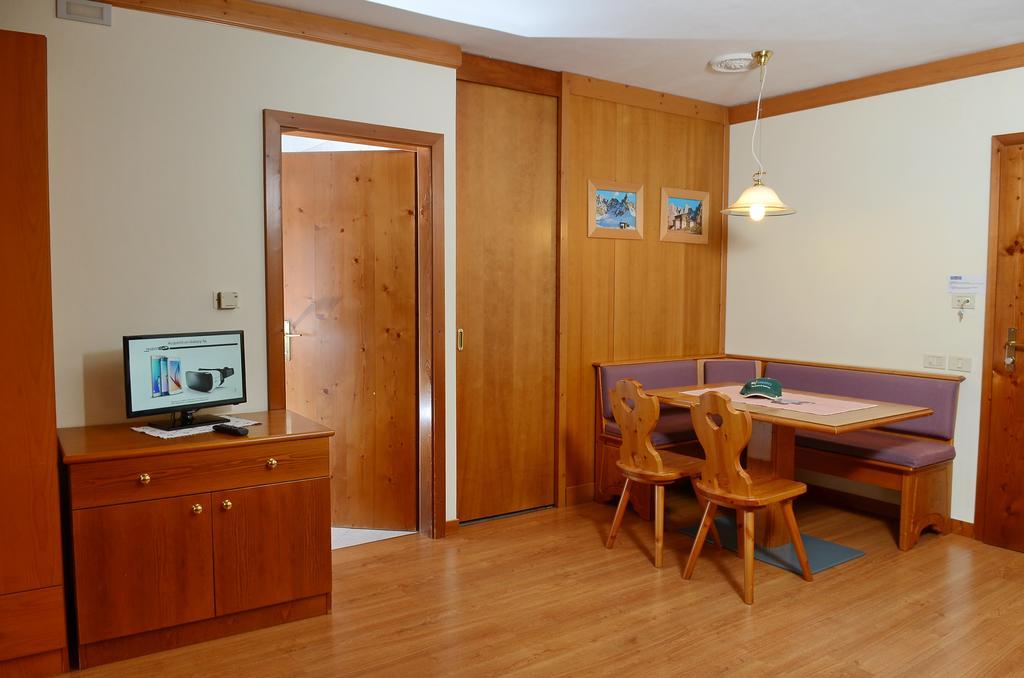 Ski Residence San Martino Di Castrozza Bilik gambar